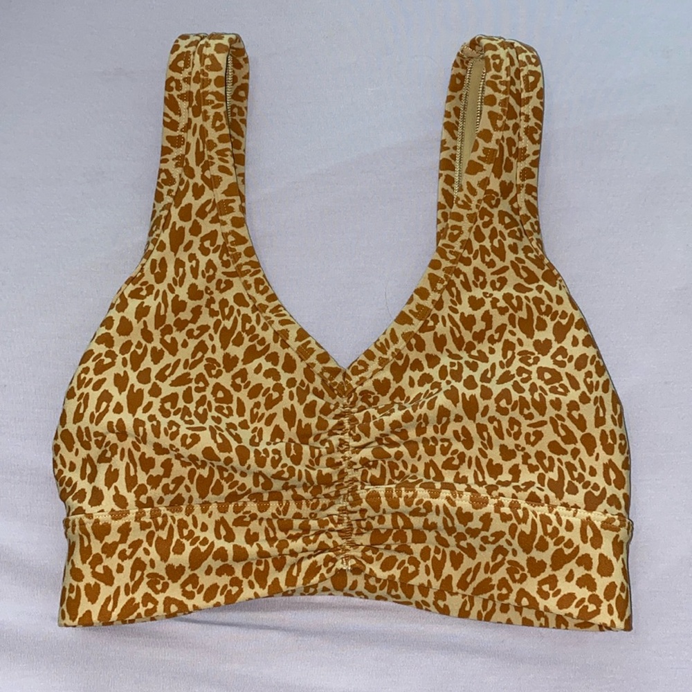 LORNA JANE cheetah crop sports bra